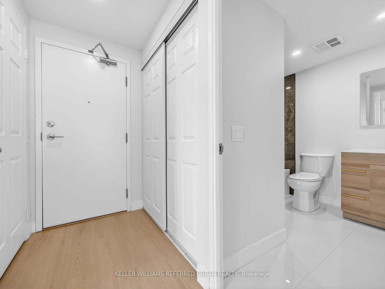 7 Bishop Avenue Unit 501, Toronto C14