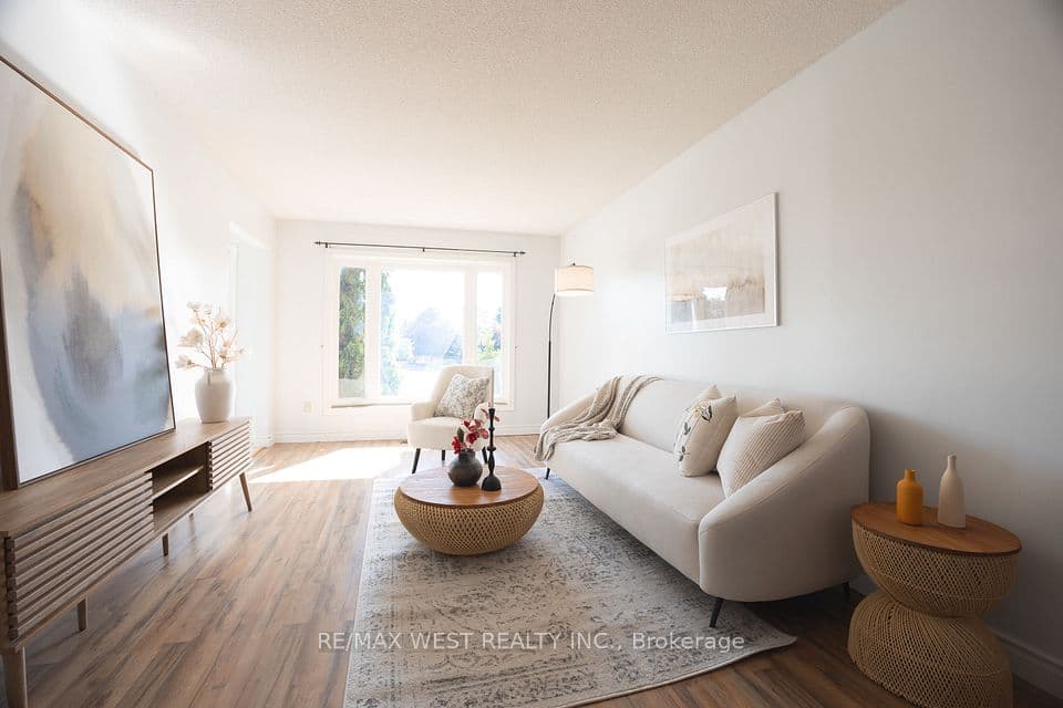 14 Souch Court, Clarington