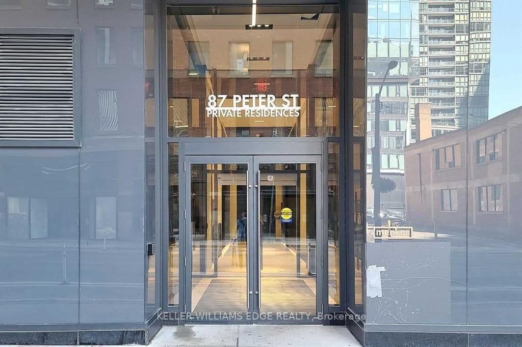 87 Peter Street Unit 1901, Toronto C01