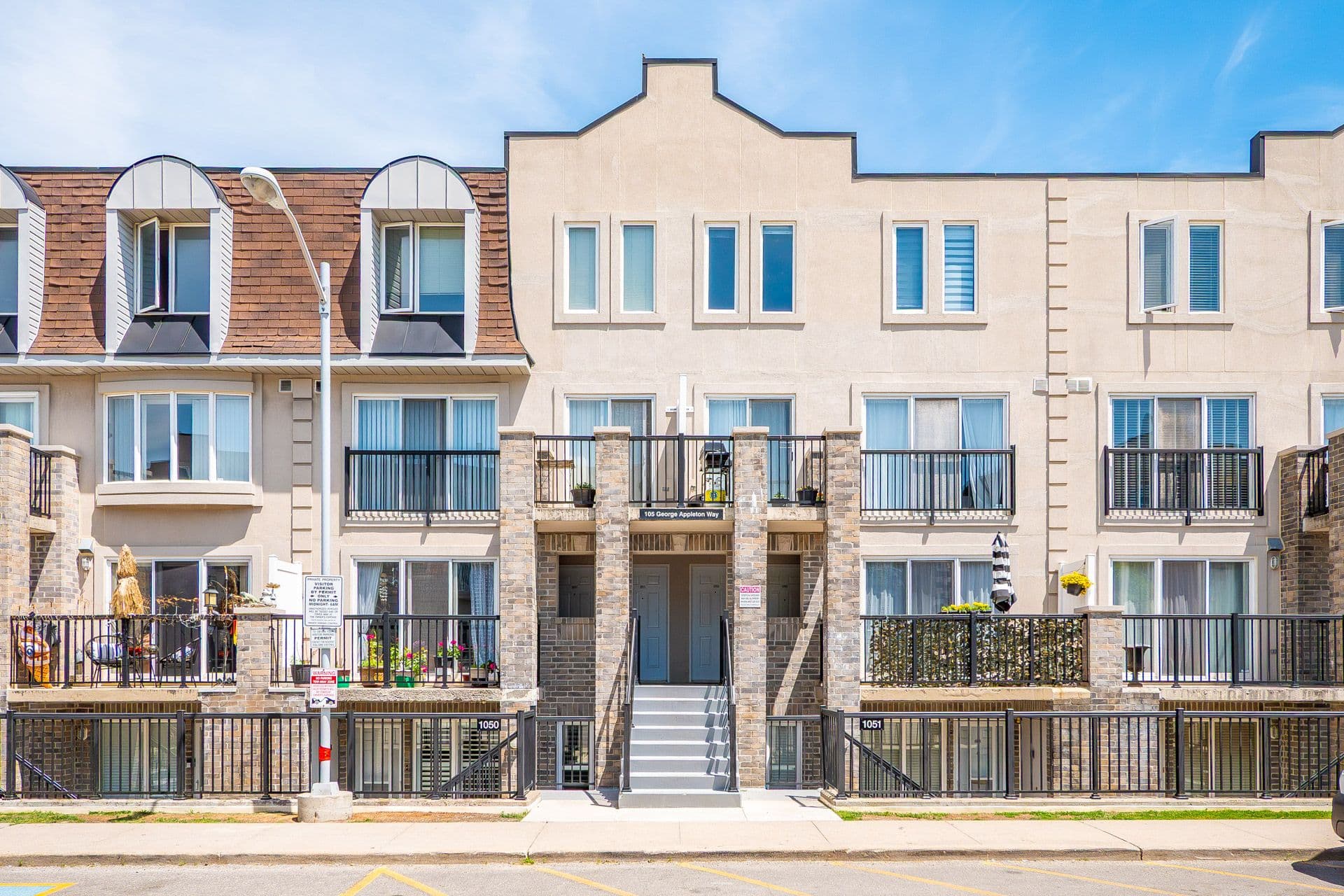 105 George Appleton Way Unit 2151, Toronto W05