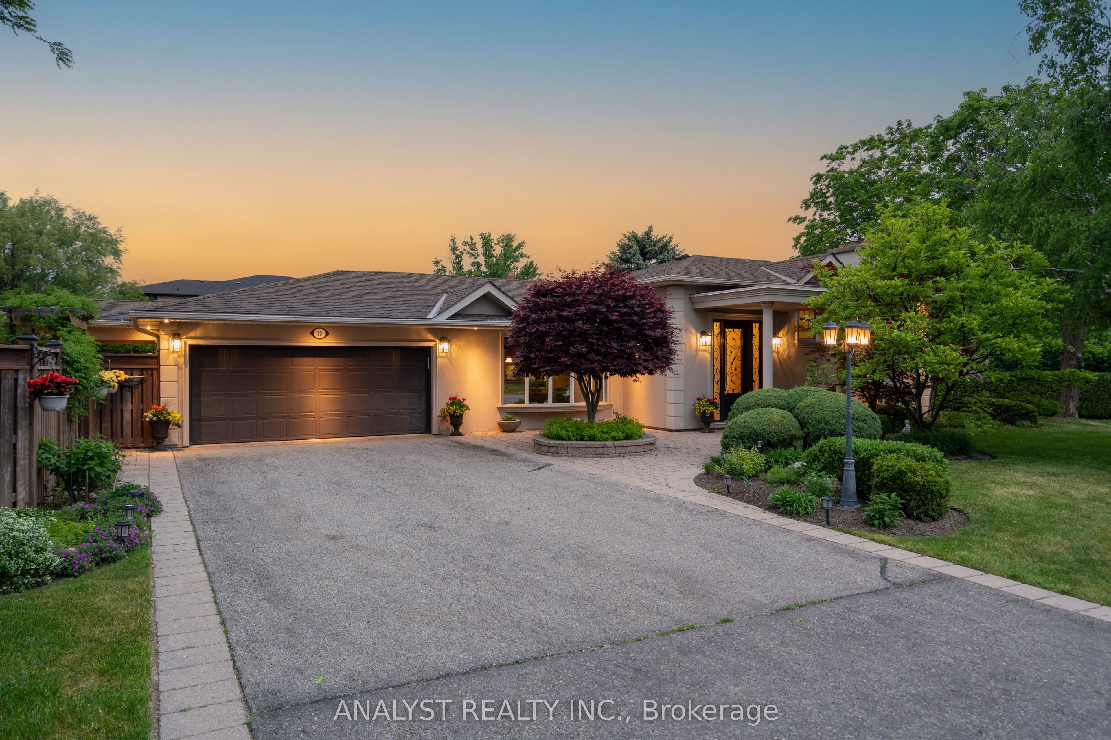 10 Sevilla Boulevard, Vaughan