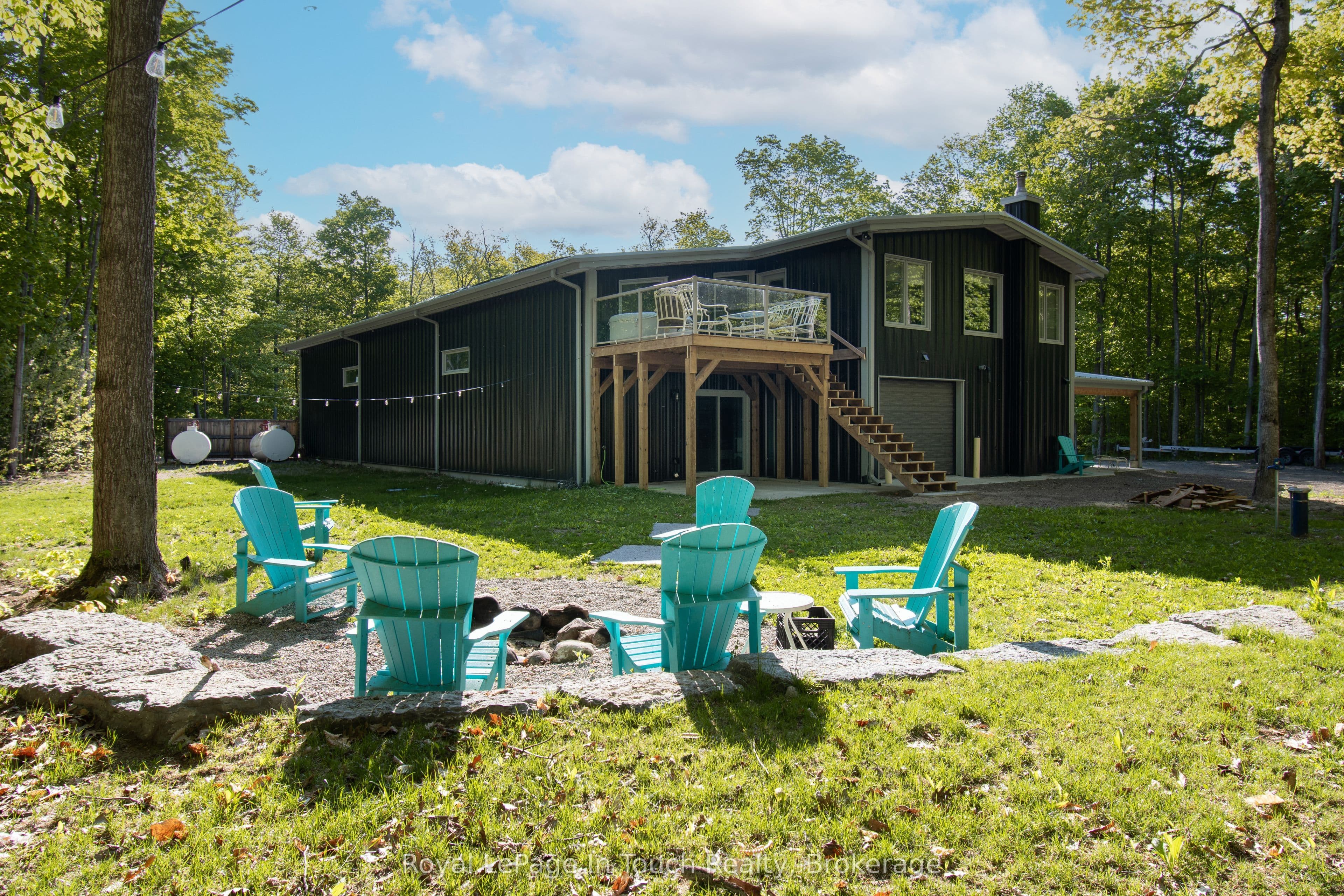 1388 Cedarpoint Road, Tiny